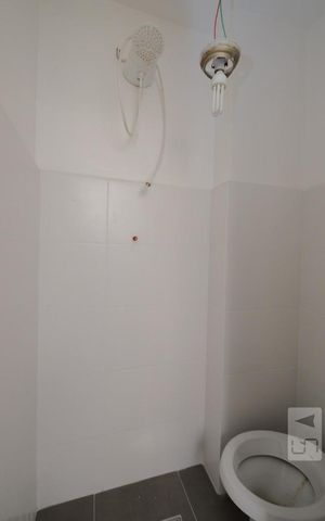 Apartamento para alugar com 57m², 2 quartos e sem vagaBanheiro de Serviço
