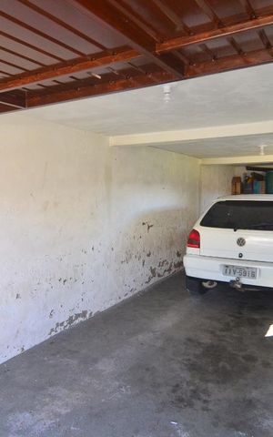 Casa à venda com 100m², 3 quartos e 2 vagasGaragem