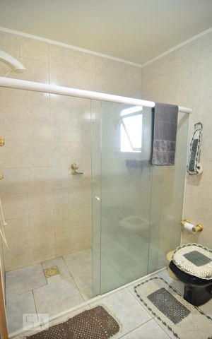 Casa à venda com 100m², 3 quartos e 2 vagasBanheiro