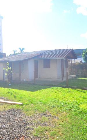 Casa à venda com 100m², 3 quartos e 2 vagasPátio