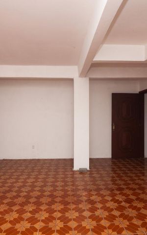 Casa à venda com 440m², 4 quartos e 2 vagas Casa à venda com 440m², 4 quartos e 2 vagasQuarto 3