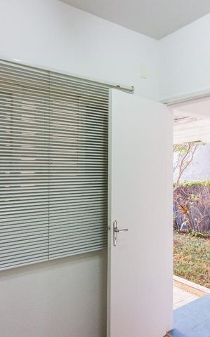 Casa à venda com 270m², 3 quartos e 4 vagasQuarto de Serviço
