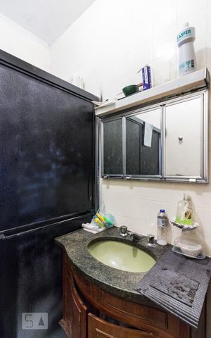 Casa à venda com 270m², 3 quartos e 4 vagasBanheiro Suite