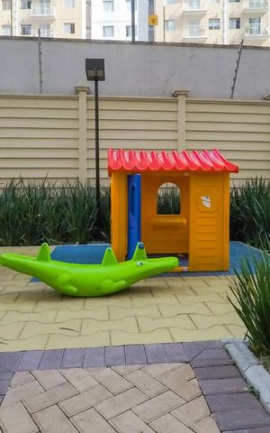 Apartamento à venda com 40m², 2 quartos e sem vagaÁrea Comum - Playground