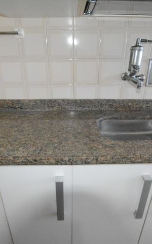 Apartamento para alugar com 69m², 2 quartos e 1 vagaCozinha- amário
