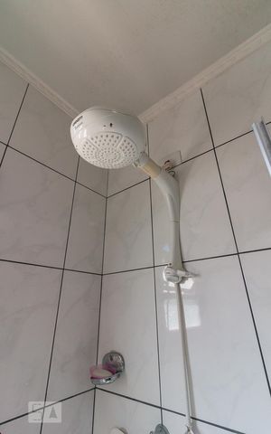 Casa à venda com 431m², 4 quartos e 5 vagasBanheiro quarto 3 suíte - chuveiro