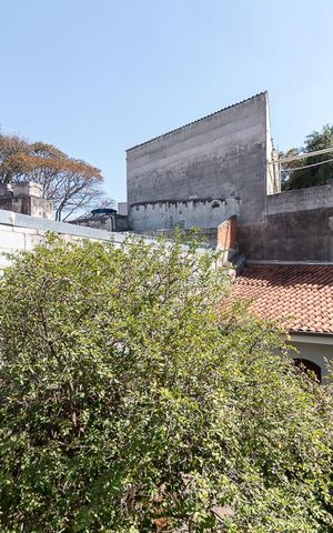 Casa à venda com 431m², 4 quartos e 5 vagasVista quarto 2