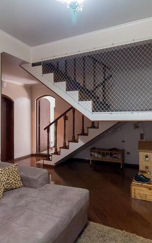 Casa à venda com 431m², 4 quartos e 5 vagasSala de TV