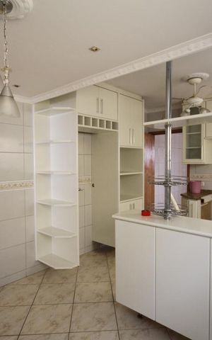 Casa à venda com 101m², 2 quartos e 2 vagasCozinha