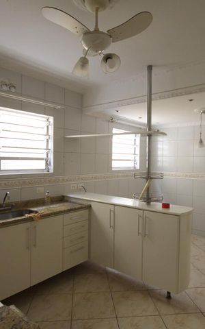 Casa à venda com 101m², 2 quartos e 2 vagasCozinha