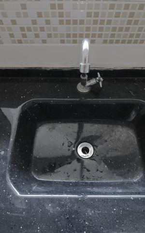 Casa de condomínio para alugar com 42m², 1 quarto e sem vagaSala e Cozinha  - pia