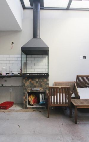 Casa à venda com 138m², 3 quartos e 2 vagasÁrea Externa