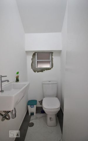 Casa à venda com 138m², 3 quartos e 2 vagasLavabo