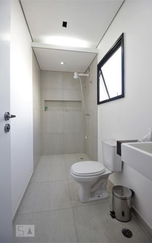 Casa à venda com 138m², 3 quartos e 2 vagasBanheiro da suíte 1