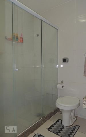 Apartamento à venda com 90m², 2 quartos e 1 vagaBanheiro 