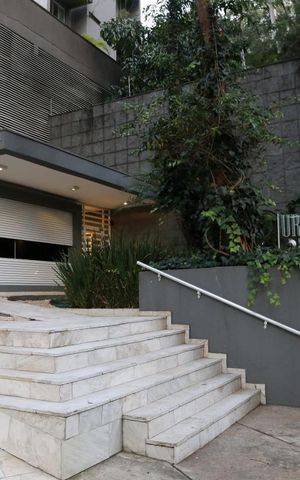 Apartamento à venda com 90m², 1 quarto e 2 vagasFachada do Condomínio