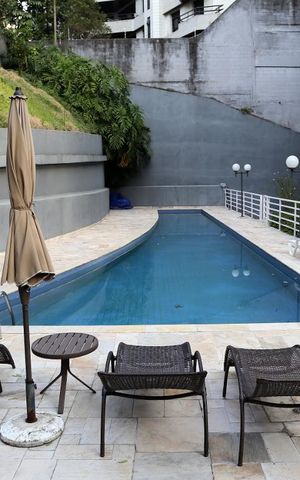 Apartamento à venda com 90m², 1 quarto e 2 vagasÁrea comum - Piscina