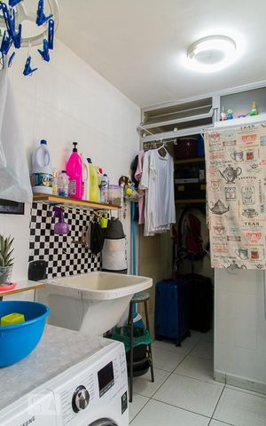 Apartamento à venda com 72m², 3 quartos e 1 vaga Apartamento à venda com 72m², 3 quartos e 1 vagaÁrea de serviço