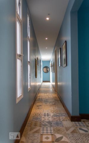 Apartamento à venda com 473m², 4 quartos e 3 vagas Apartamento à venda com 473m², 4 quartos e 3 vagasCorredor das suites