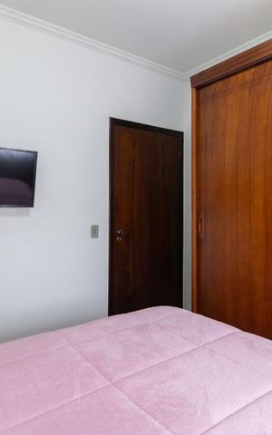 Casa à venda com 330m², 4 quartos e 6 vagasQuarto 2