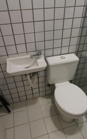 Apartamento à venda com 283m², 4 quartos e 5 vagasBanheiro de Serviço