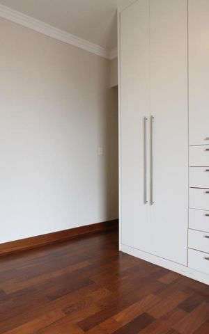Apartamento à venda com 283m², 4 quartos e 5 vagasSuíte 2