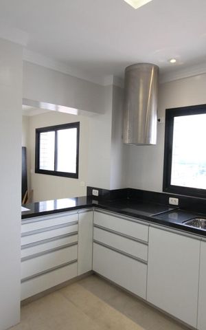 Apartamento à venda com 283m², 4 quartos e 5 vagasCozinha