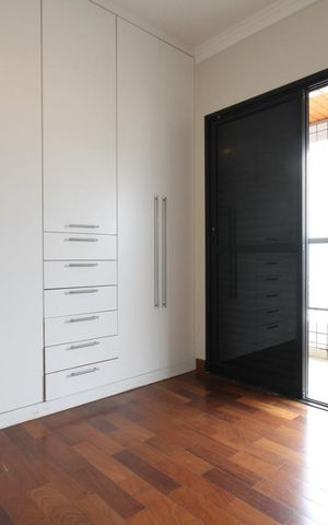 Apartamento à venda com 283m², 4 quartos e 5 vagasSuíte 2