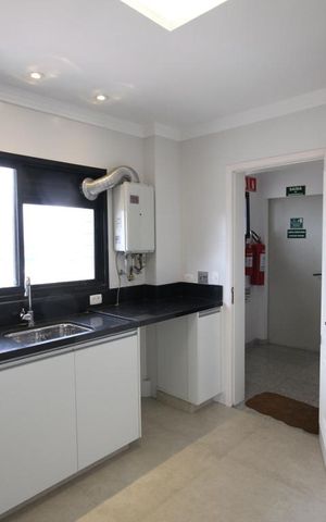 Apartamento à venda com 283m², 4 quartos e 5 vagasCozinha
