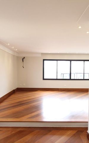 Apartamento à venda com 283m², 4 quartos e 5 vagasSala