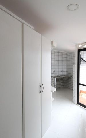 Apartamento à venda com 283m², 4 quartos e 5 vagasÁrea de Serviço