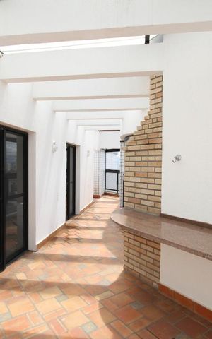 Apartamento à venda com 283m², 4 quartos e 5 vagasCobertura
