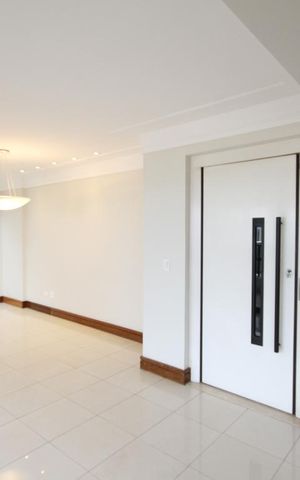 Apartamento à venda com 283m², 4 quartos e 5 vagasSala