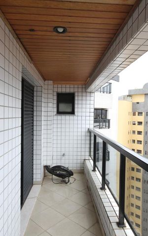 Apartamento à venda com 283m², 4 quartos e 5 vagasSuíte 2