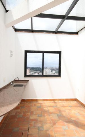 Apartamento à venda com 283m², 4 quartos e 5 vagasCobertura