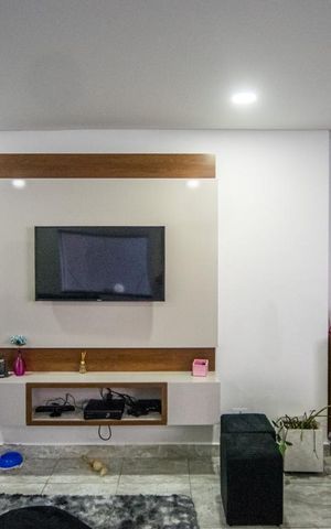 Casa à venda com 250m², 3 quartos e 4 vagas Casa à venda com 250m², 3 quartos e 4 vagasSala