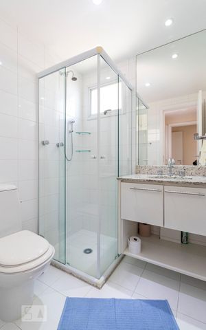 Apartamento à venda com 126m², 2 quartos e 2 vagasSuíte 1 - Banheiro