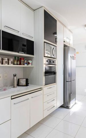 Apartamento à venda com 126m², 2 quartos e 2 vagasCozinha