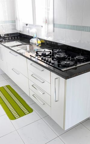 Apartamento à venda com 126m², 2 quartos e 2 vagasCozinha