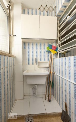 Apartamento à venda com 70m², 2 quartos e sem vagaÁrea de Serviço