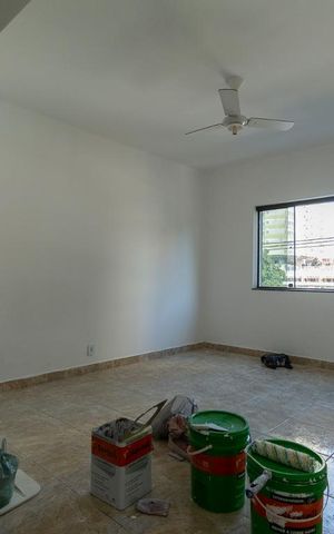 Apartamento para alugar com 95m², 3 quartos e sem vagaSALA