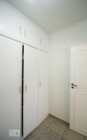 Apartamento à venda com 190m², 4 quartos e 4 vagasQuarto de Serviço
