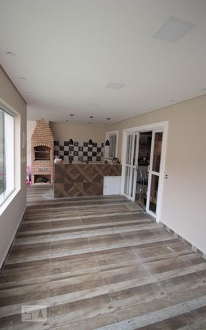 Casa para alugar com 224m², 4 quartos e 4 vagas Casa para alugar com 224m², 4 quartos e 4 vagasÁrea da Churrasqueira