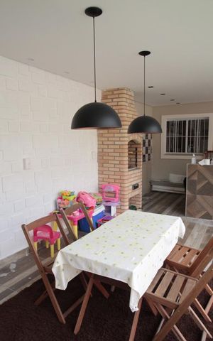 Casa para alugar com 224m², 4 quartos e 4 vagas Casa para alugar com 224m², 4 quartos e 4 vagasÁrea da Churrasqueira