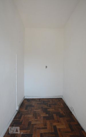 Apartamento à venda com 70m², 2 quartos e sem vagaQuarto de Serviço