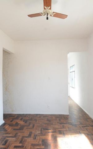 Apartamento à venda com 70m², 2 quartos e sem vagaSala