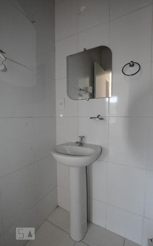 Apartamento à venda com 70m², 2 quartos e sem vagaBanheiro Social