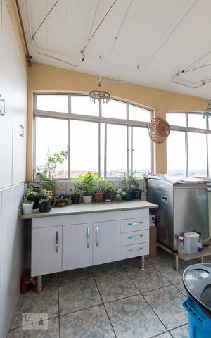 Casa à venda com 250m², 4 quartos e 2 vagasÁrea de serviço