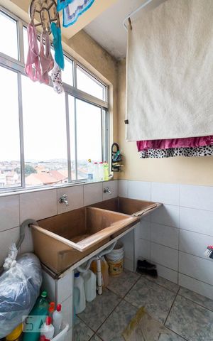 Casa à venda com 250m², 4 quartos e 2 vagasÁrea de serviço