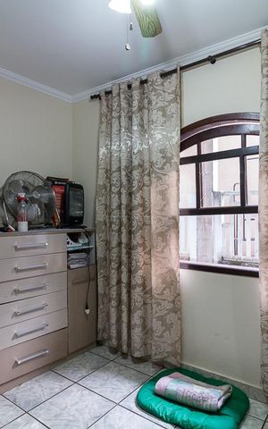 Casa à venda com 250m², 4 quartos e 2 vagasQuarto 1